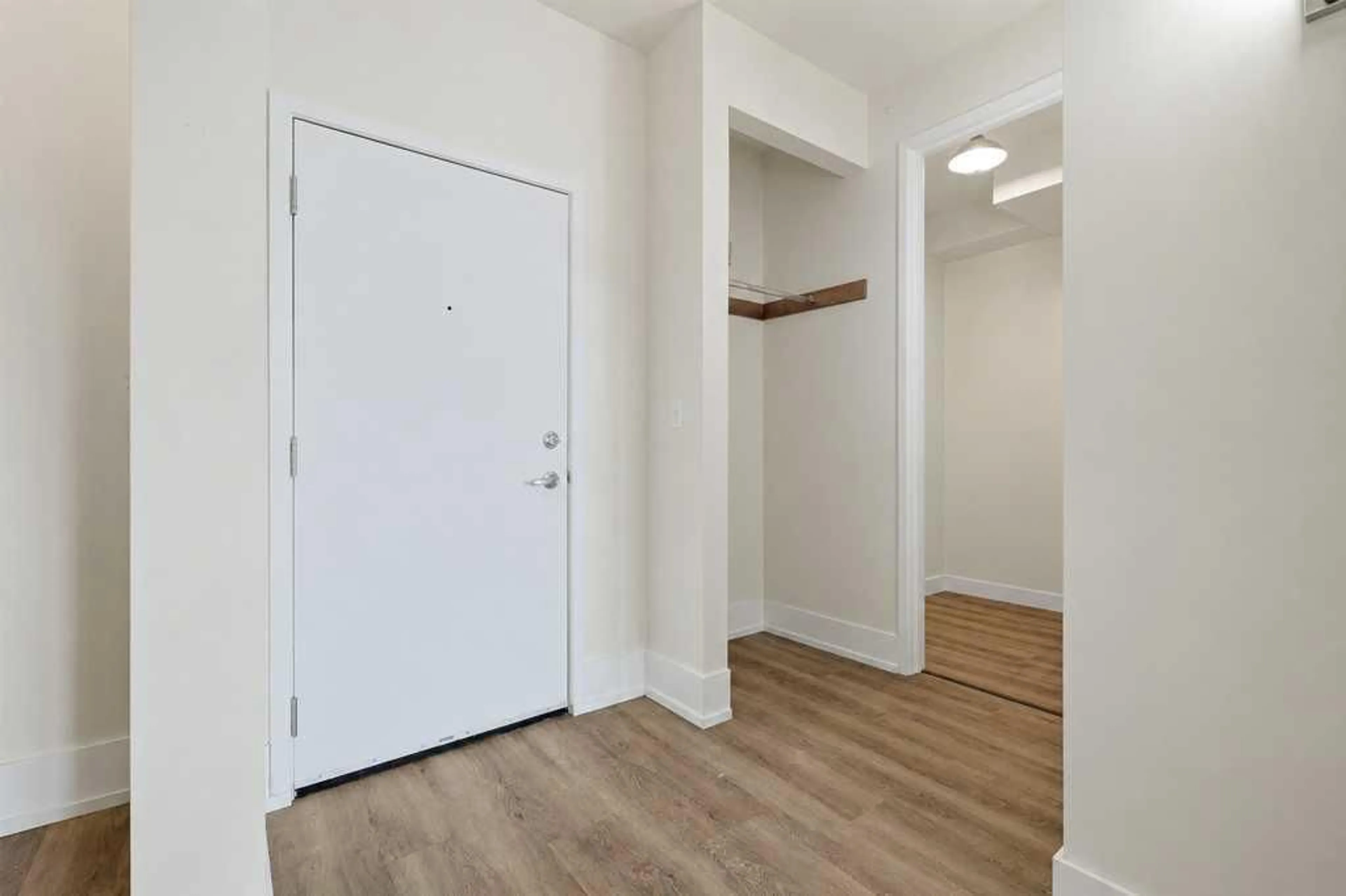 pillar/IMG-A2314827_3.jpg