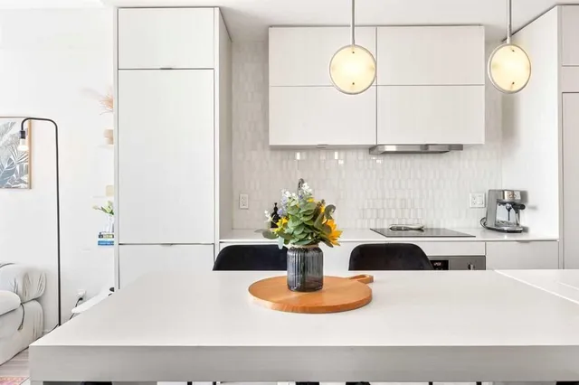 615 6 Ave #808, Calgary 5