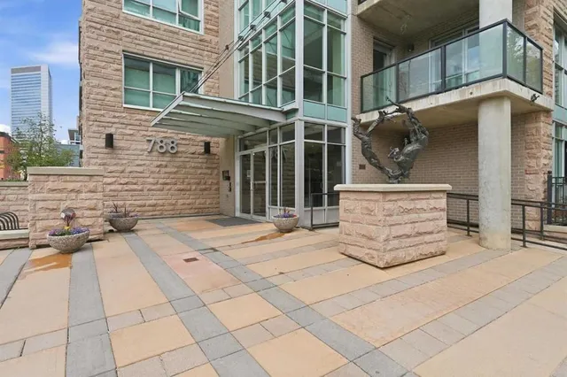 788 12 Ave #1509, Calgary