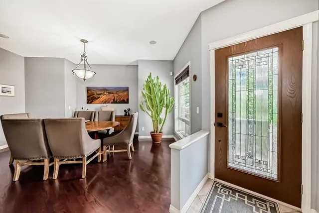 188 Chapala Dr, Calgary 2