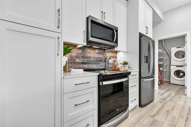 255 Les Jardins Pk #423, Calgary 4