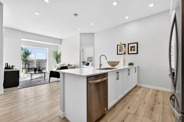 255 Les Jardins Pk #423, Calgary 5
