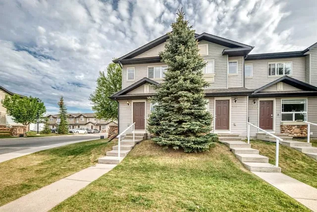 501 Saddlecrest Blvd, Calgary 3