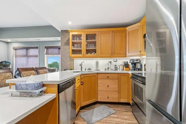 5100 Lakeshore Dr #401, Sylvan Lake 5