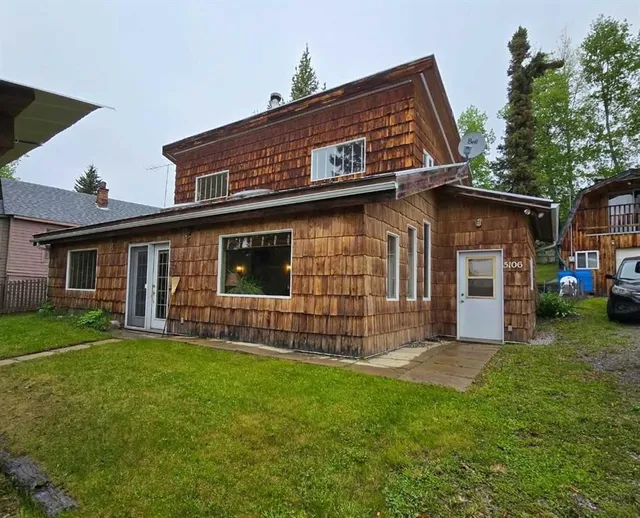 5106 Center Avenue, Robb