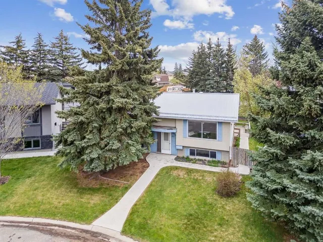 201 11 Ave, High River