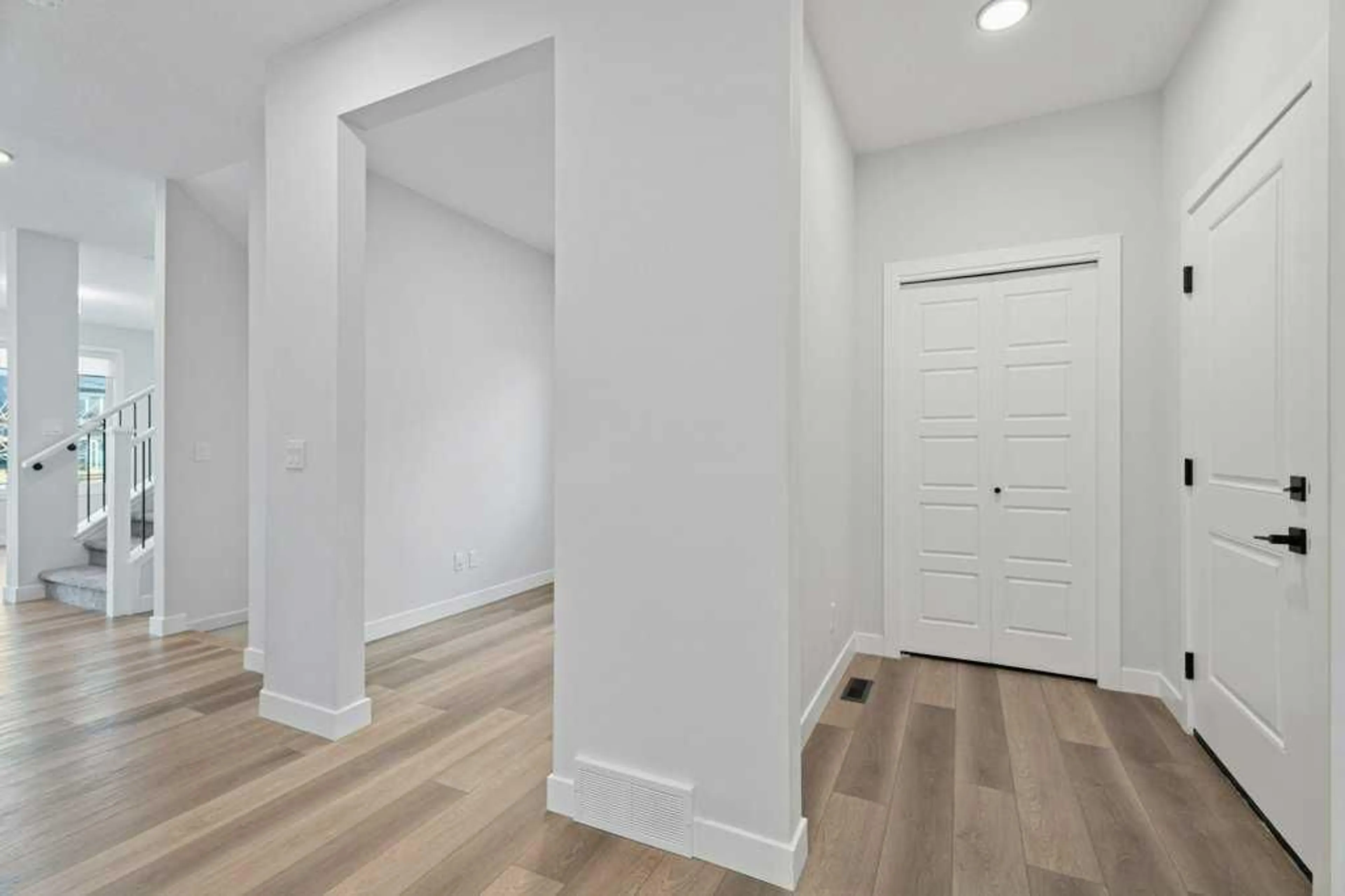 pillar/IMG-A2317784_4.jpg