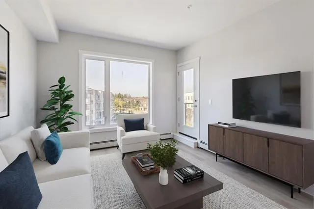 700 Shawnee Sq #412, Calgary 4