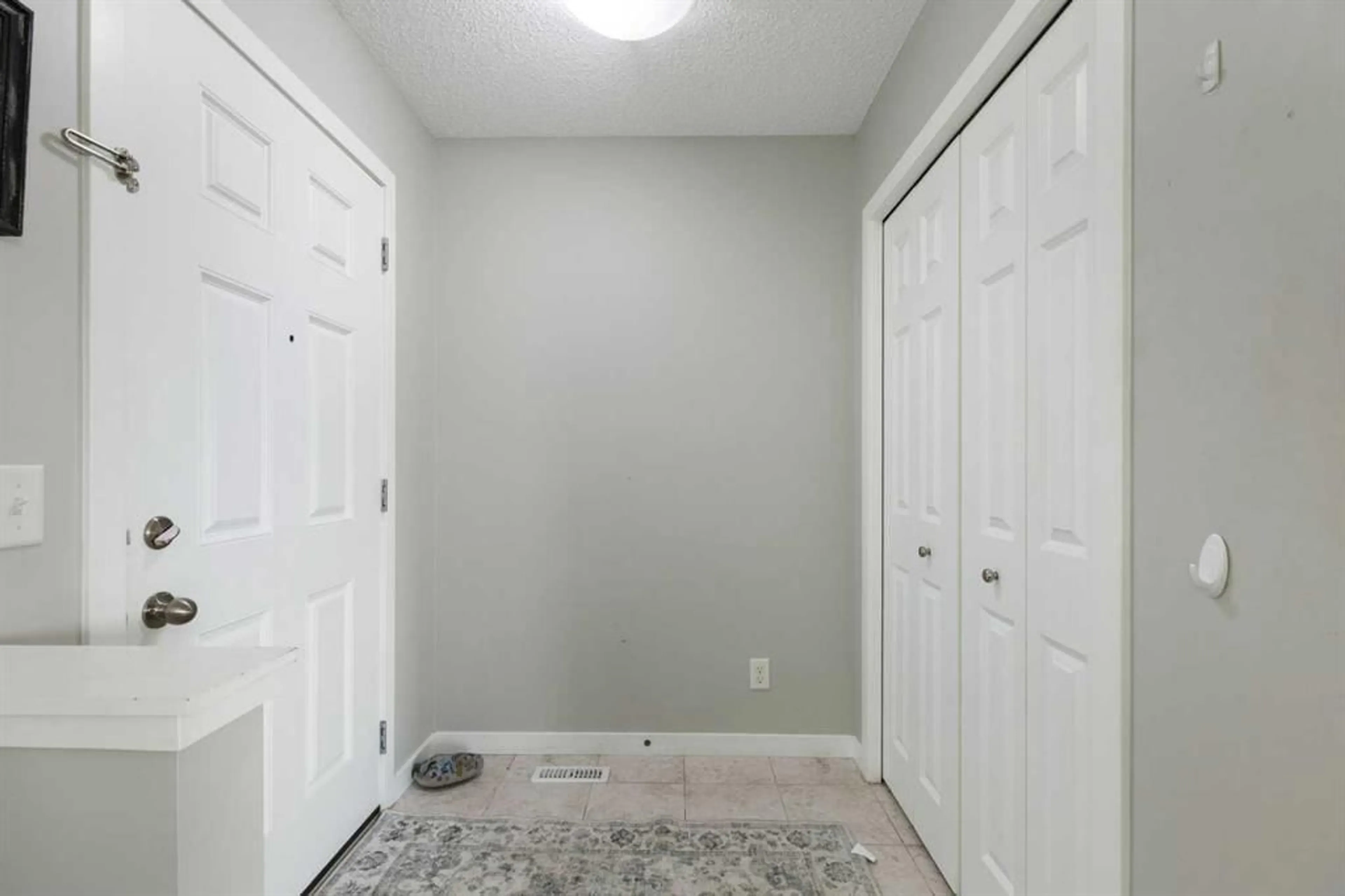 pillar/IMG-A2318999_2.jpg