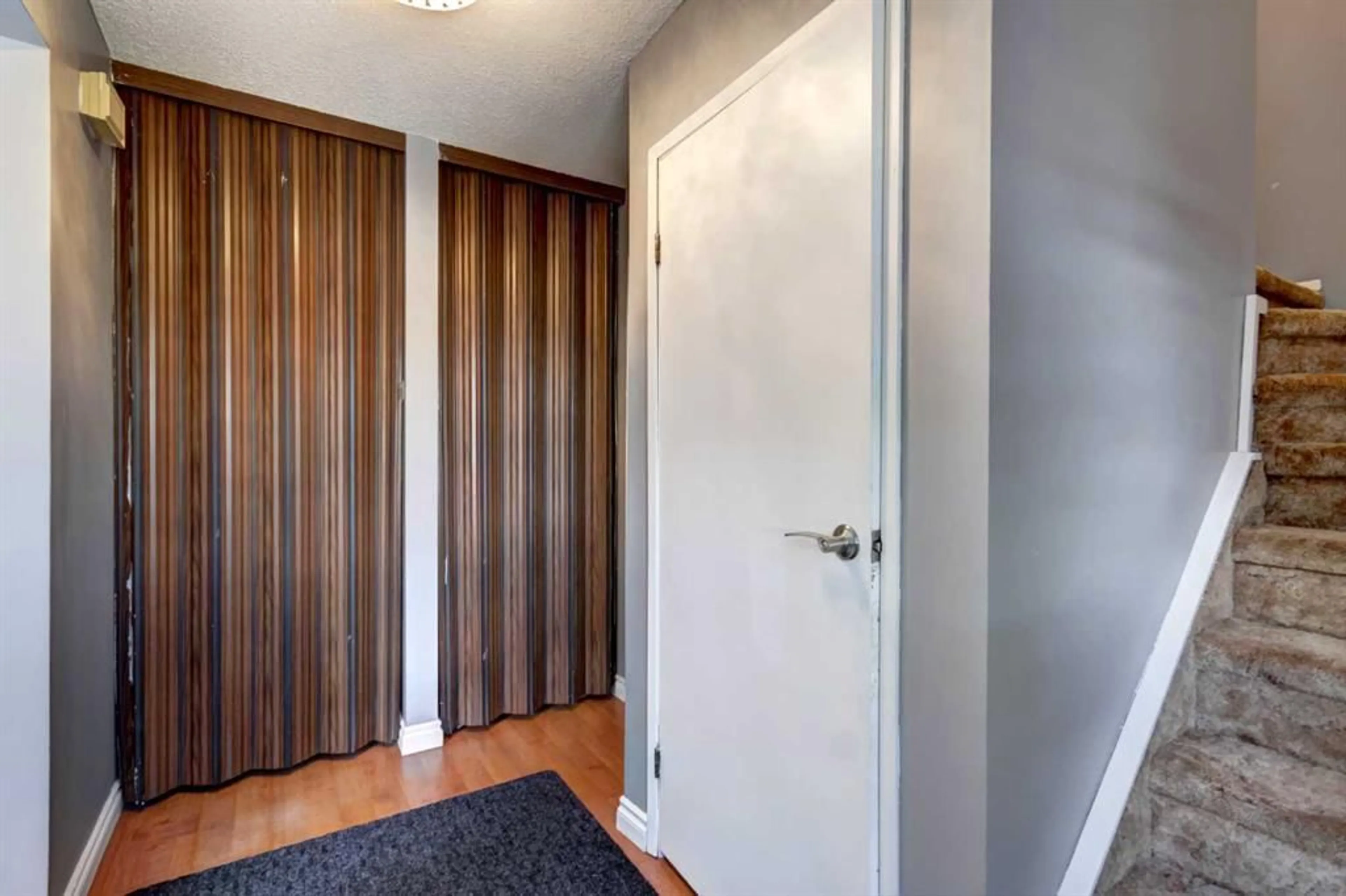 pillar/IMG-A2319028_3.jpg