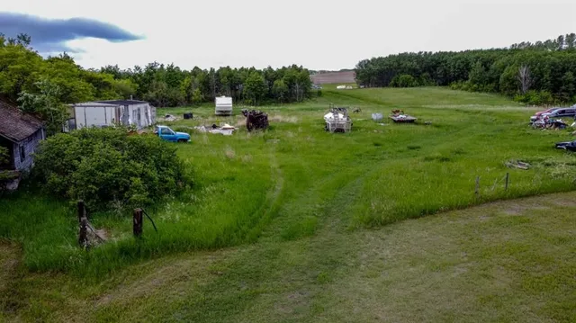 440048 Highway 894, Rural Wainwright No. 61, M.D. of 3