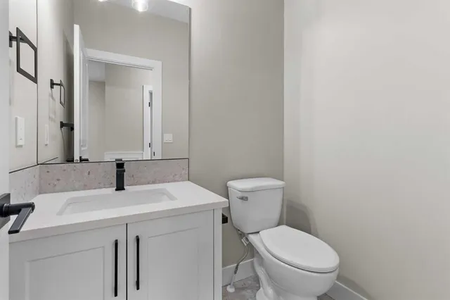 629 Mandalay Link, Carstairs 3