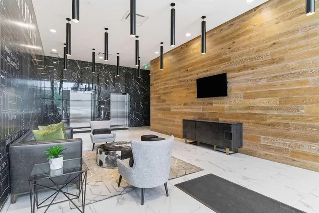 110 18A St #547, Calgary 5