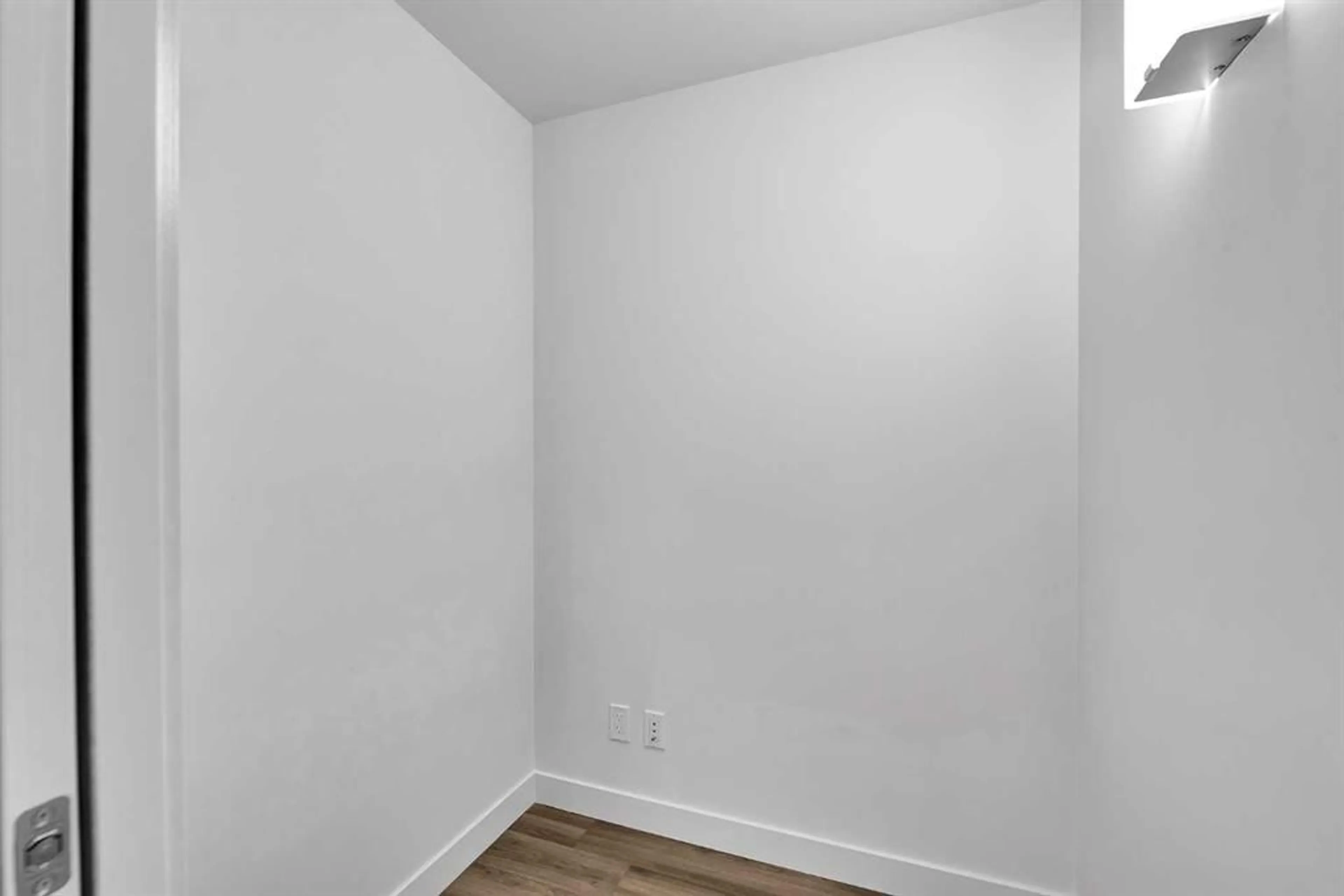 pillar/IMG-A2319390_5.jpg