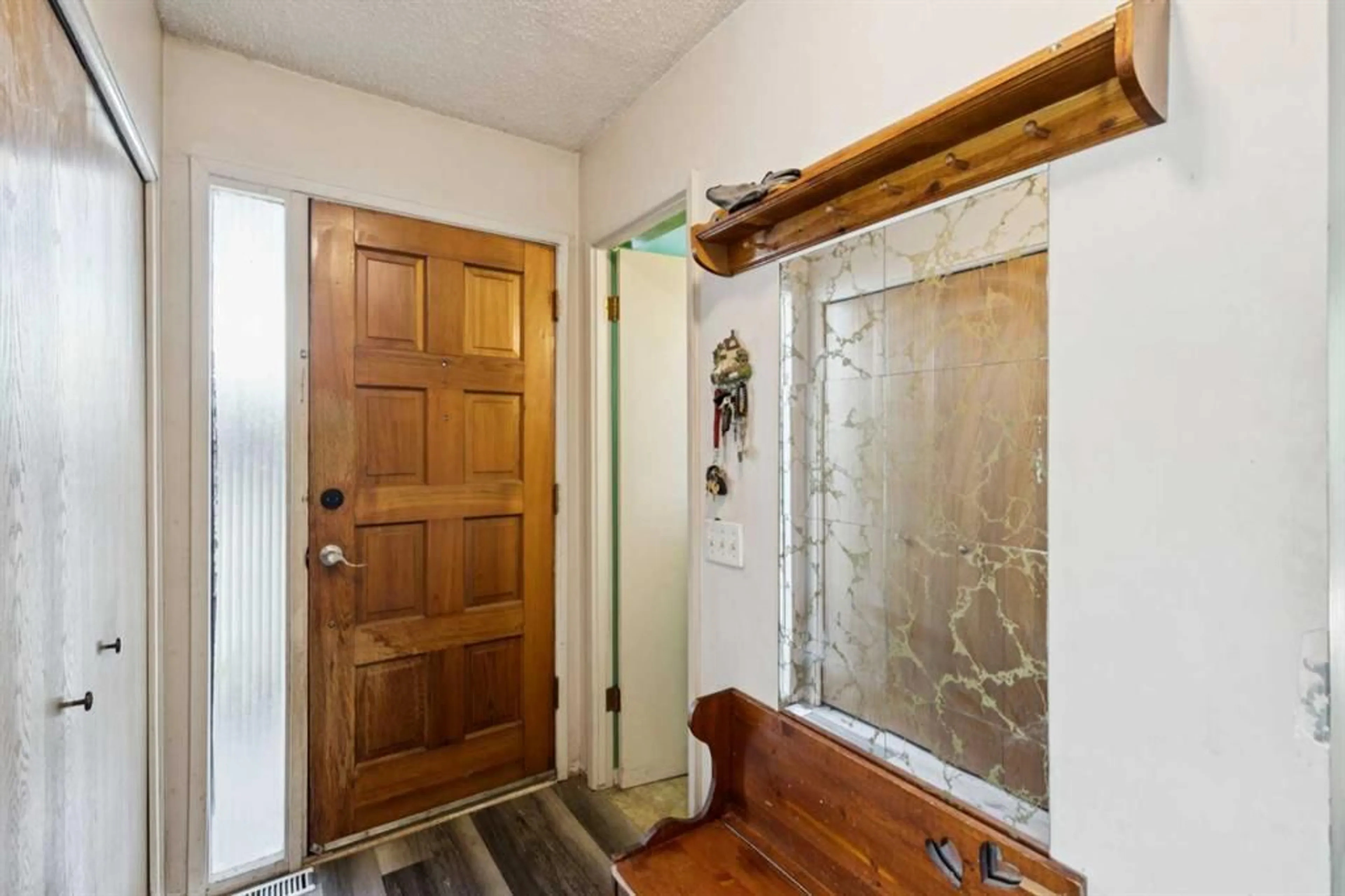 pillar/IMG-A2319498_4.jpg