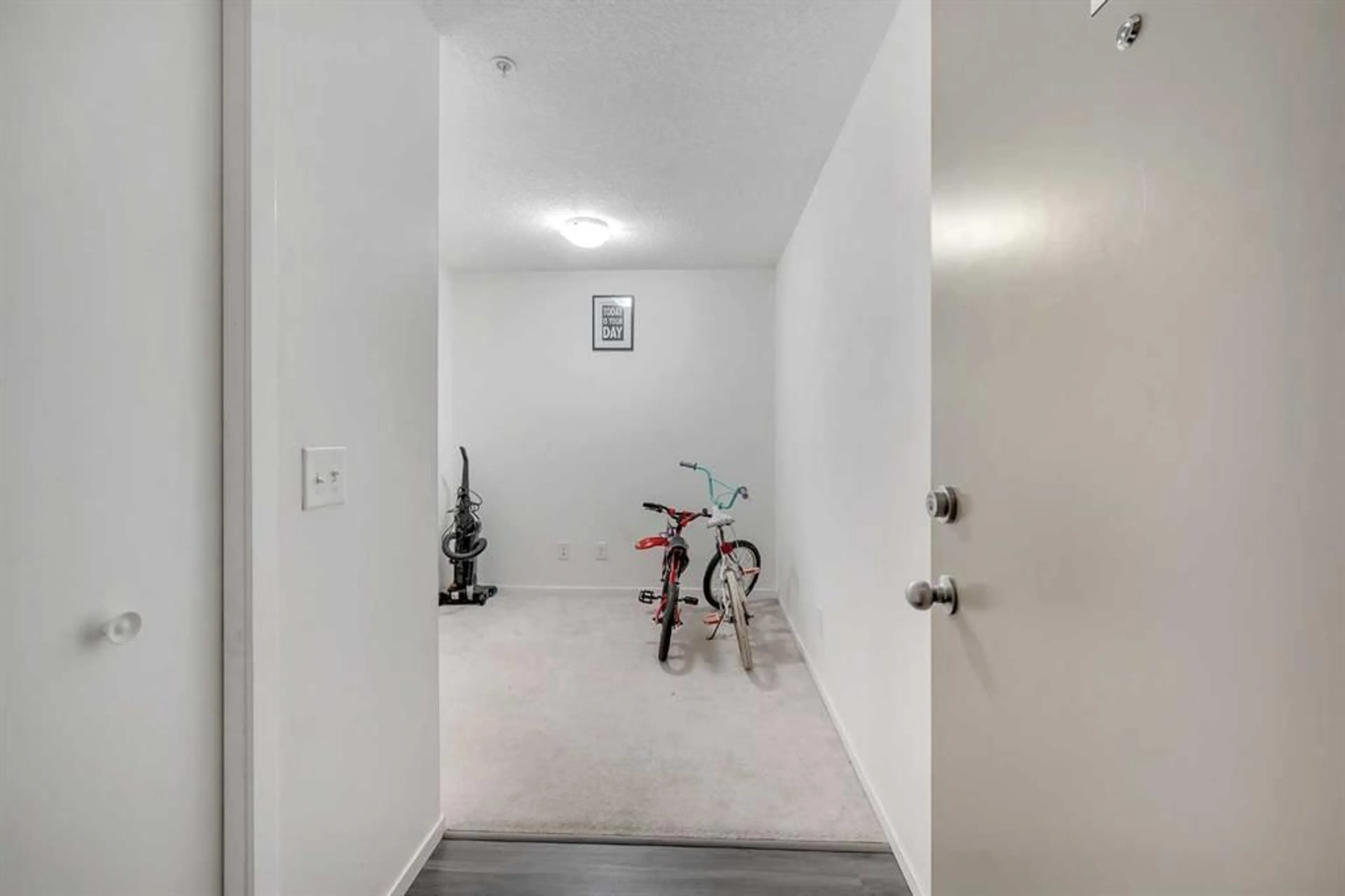 pillar/IMG-A2319609_5.jpg