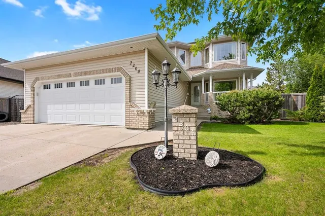 2204 59A Avenue Close, Lloydminster 3