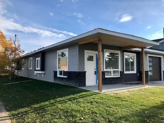 4738 49A Ave #2, Lacombe 5