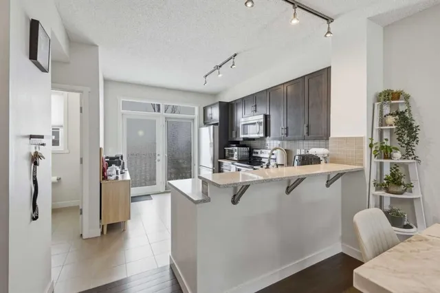 214 Nolanfield Villas, Calgary 2
