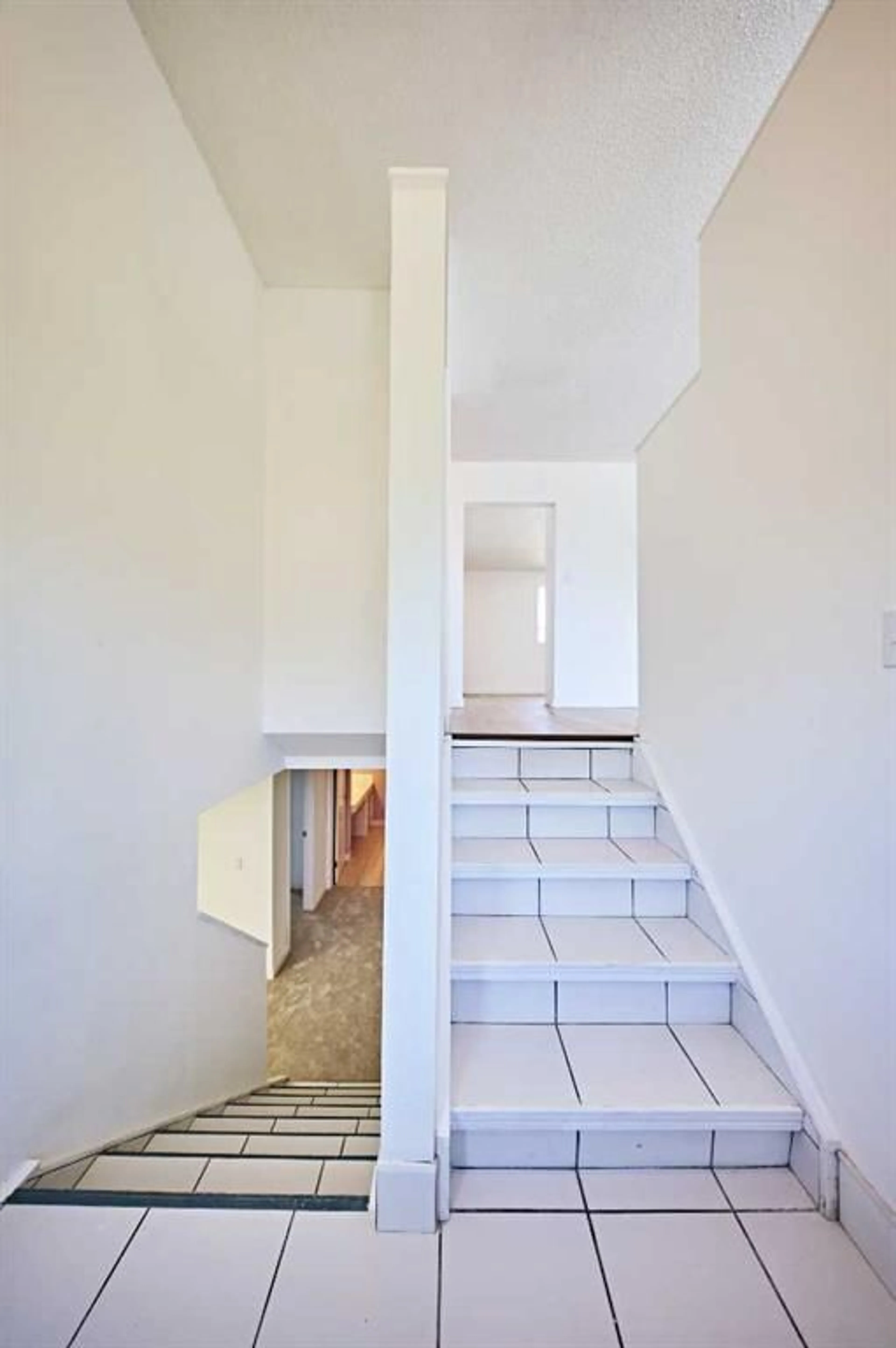 pillar/IMG-A2320523_4.jpg