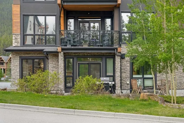101A Stewart Creek Rise #101, Canmore 5