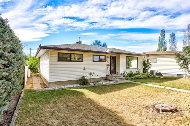 726 10 Ave, Lethbridge 2