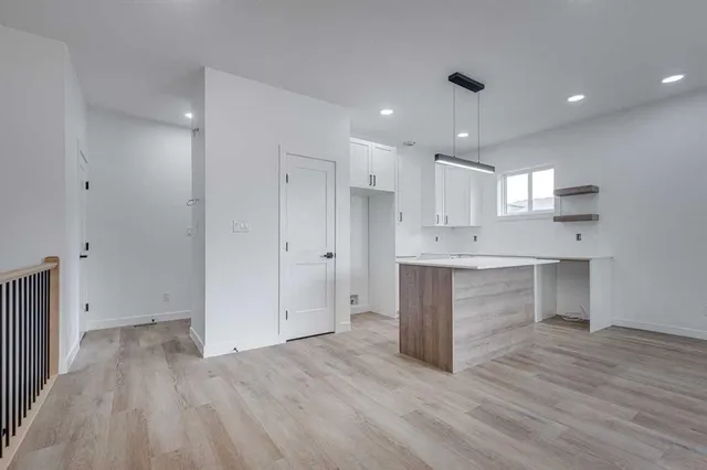 5537 51 Ave #1, Lacombe 2
