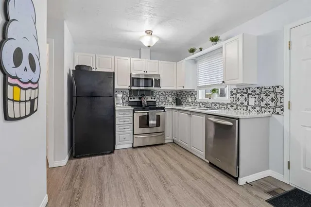 123 Stonemere Pl, Chestermere 2