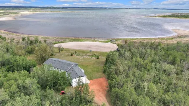41238 Feltham Drive, Rural Stettler No. 6, County of 4