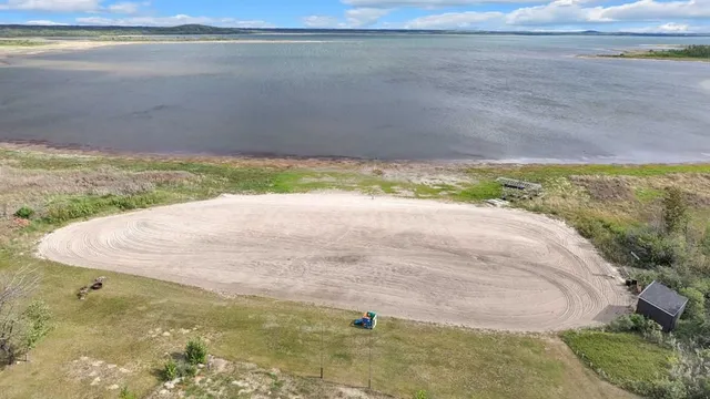 41238 Feltham Drive, Rural Stettler No. 6, County of 5