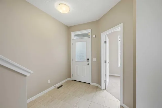 25 Red Sky Way, Calgary 5