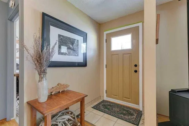 6140 Dalmarnock Cres, Calgary 2
