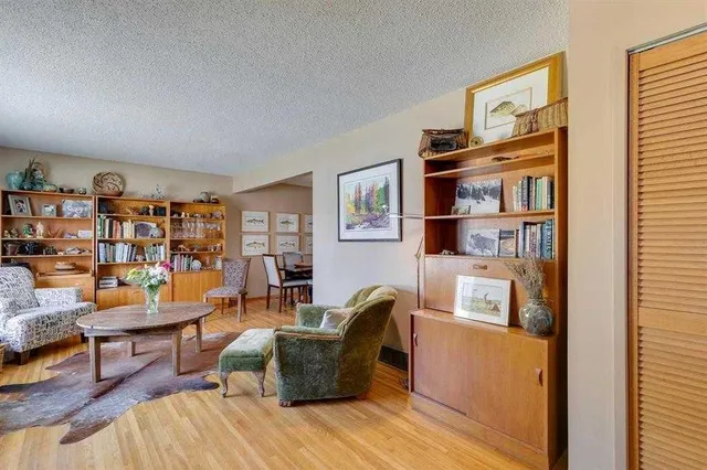 6140 Dalmarnock Cres, Calgary 5