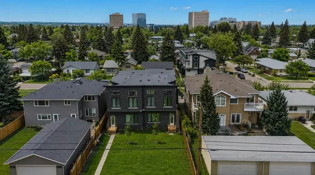 2828 24 St, Calgary 2