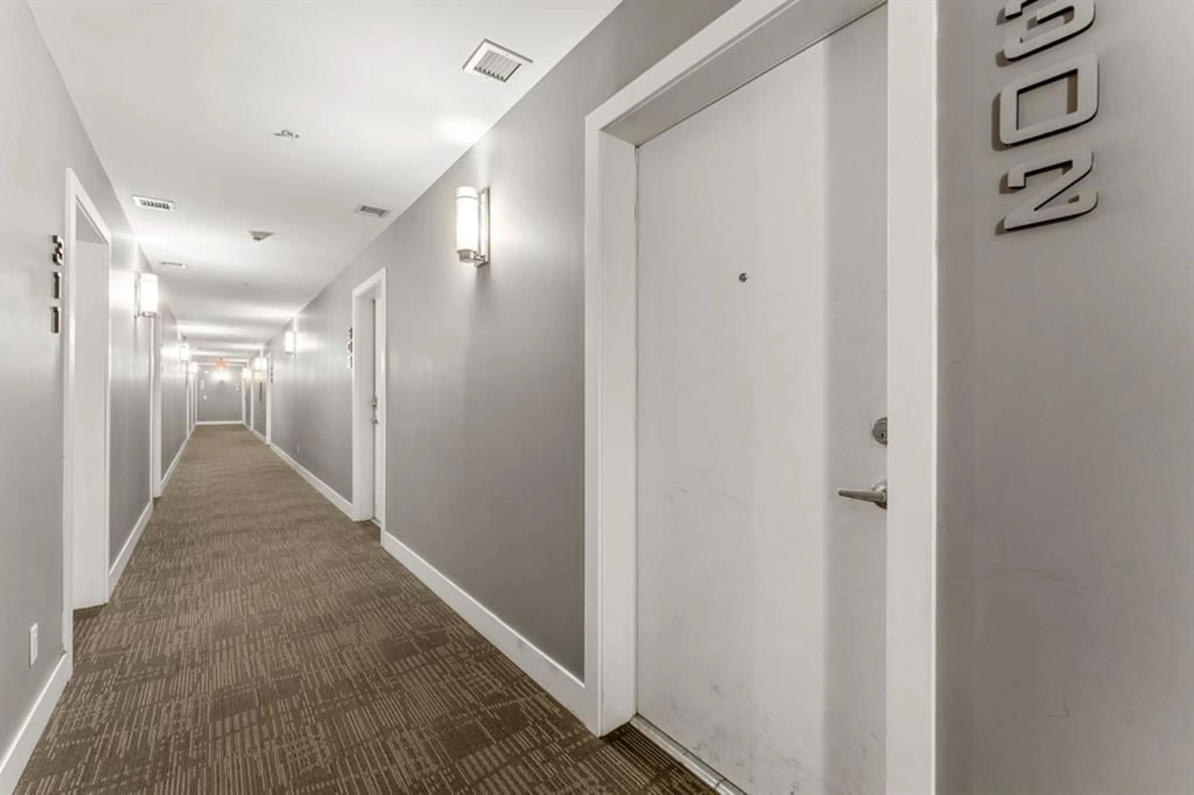 pillar/IMG-A2321022_3.jpg