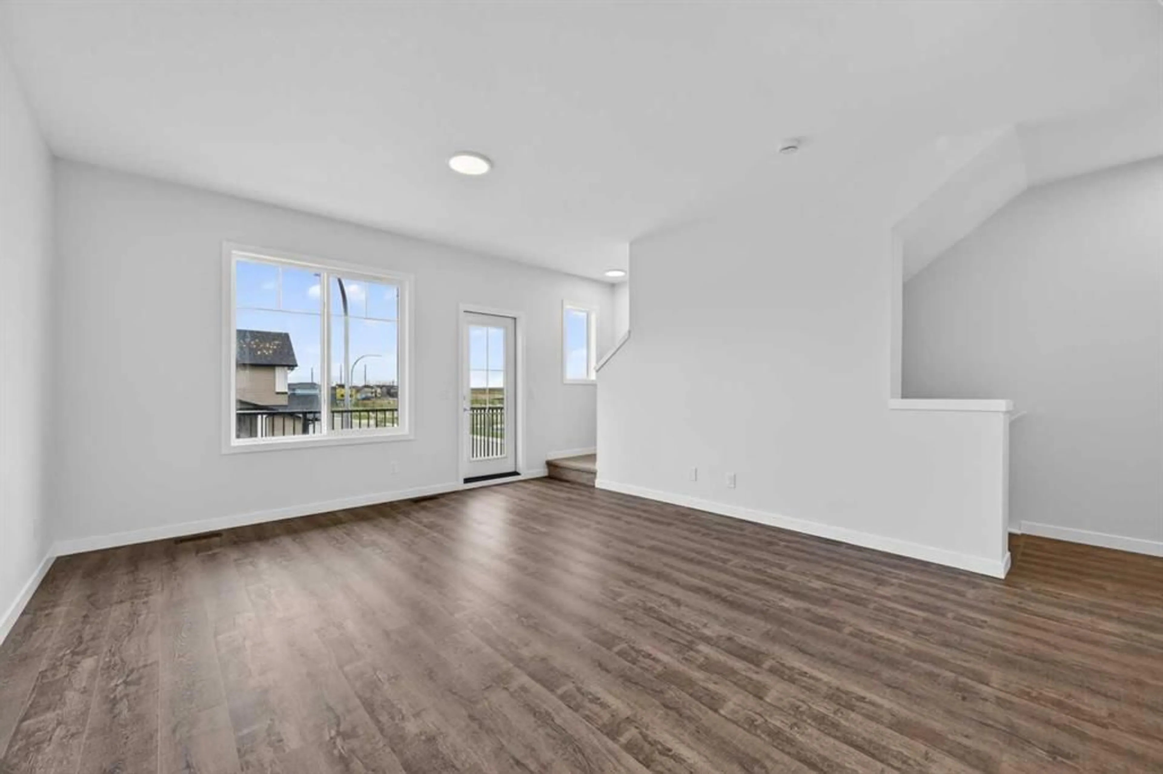 pillar/IMG-A2321320_3.jpg