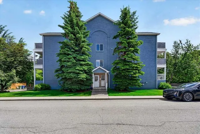 6148 Bowness Rd #202, Calgary 2
