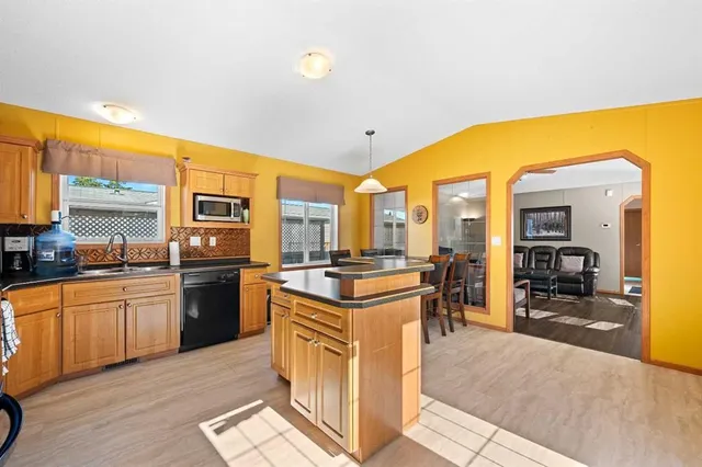 5207 52 Ave, Blackfoot 4