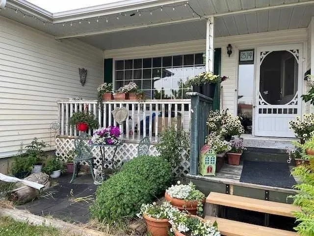 314 8 St, Fox Creek 2
