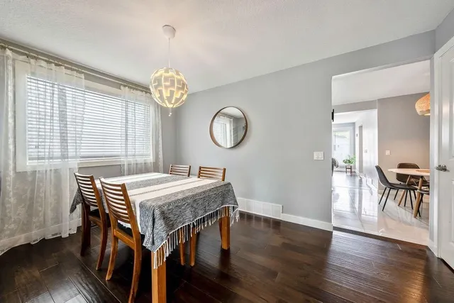15 Woodmont Green, Calgary 5