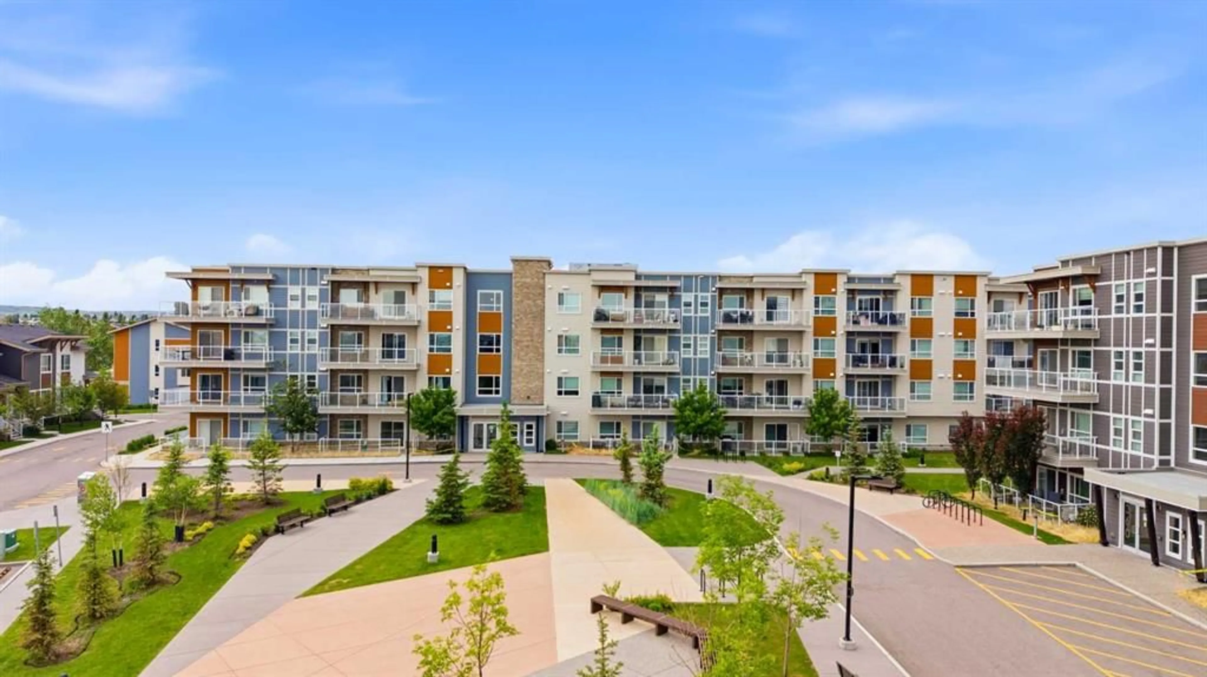 pillar/IMG-A2321745_1.jpg