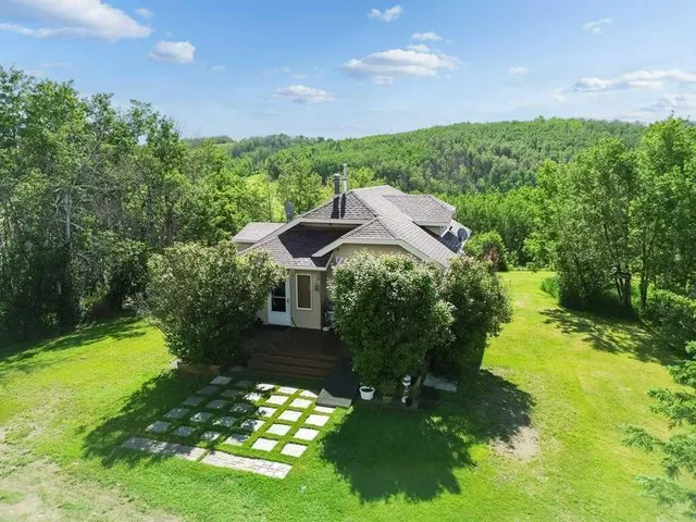 35321 Range Road 242, Rural Red Deer County 2