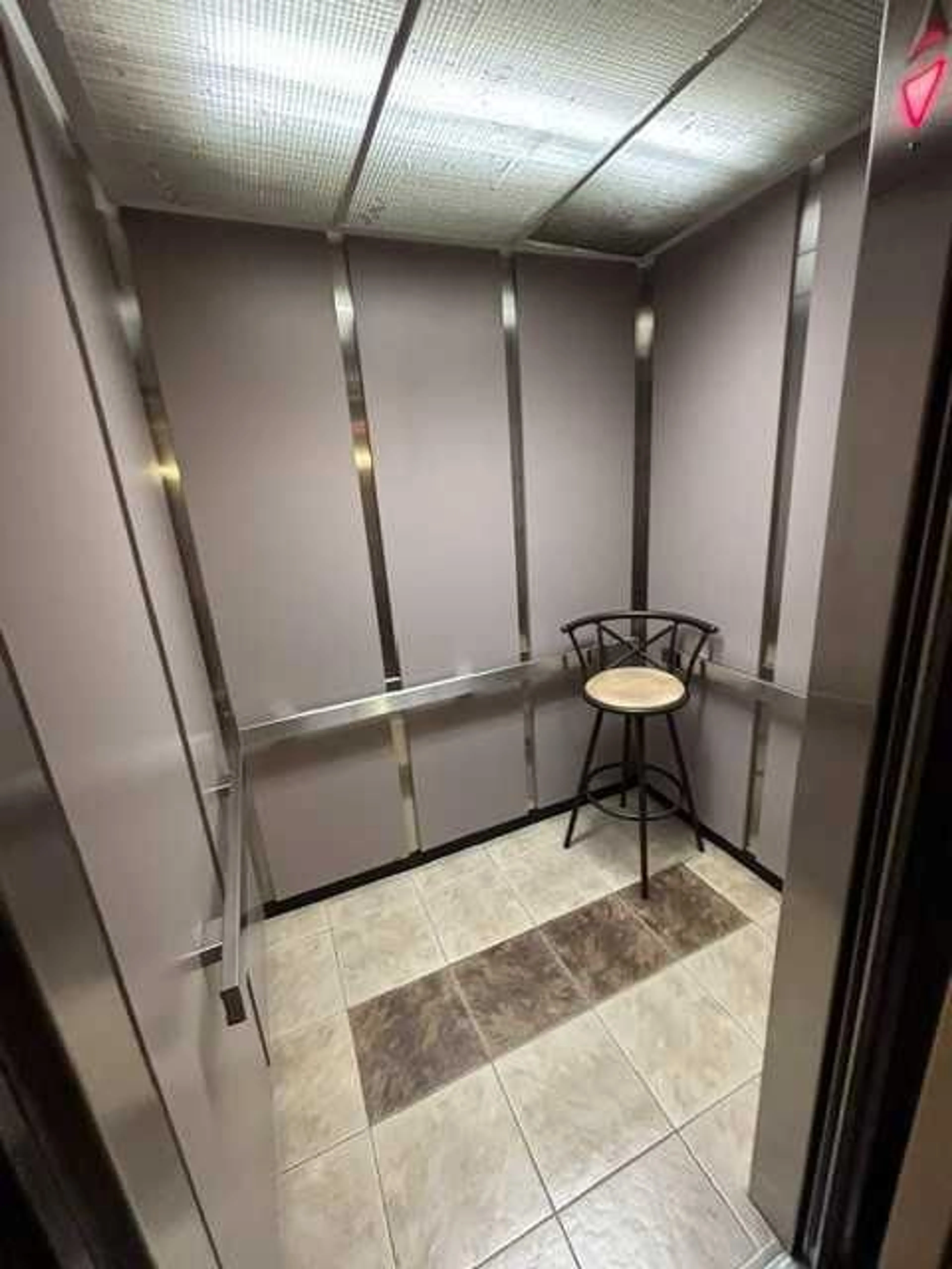 pillar/IMG-A2321945_4.jpg