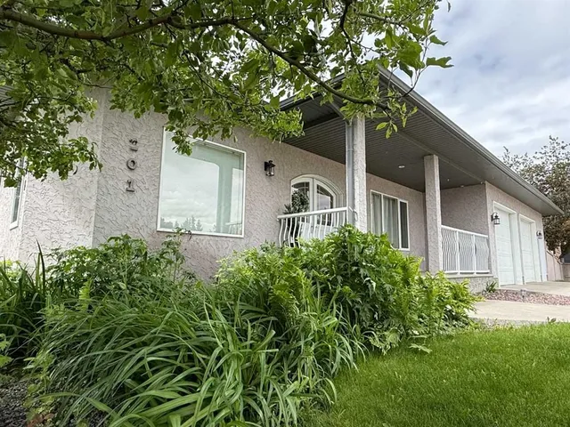 201 Aspen Way, Vulcan 3