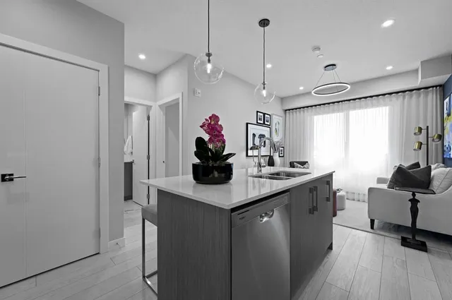 63 Corner Glen Cres #2116, Calgary 4