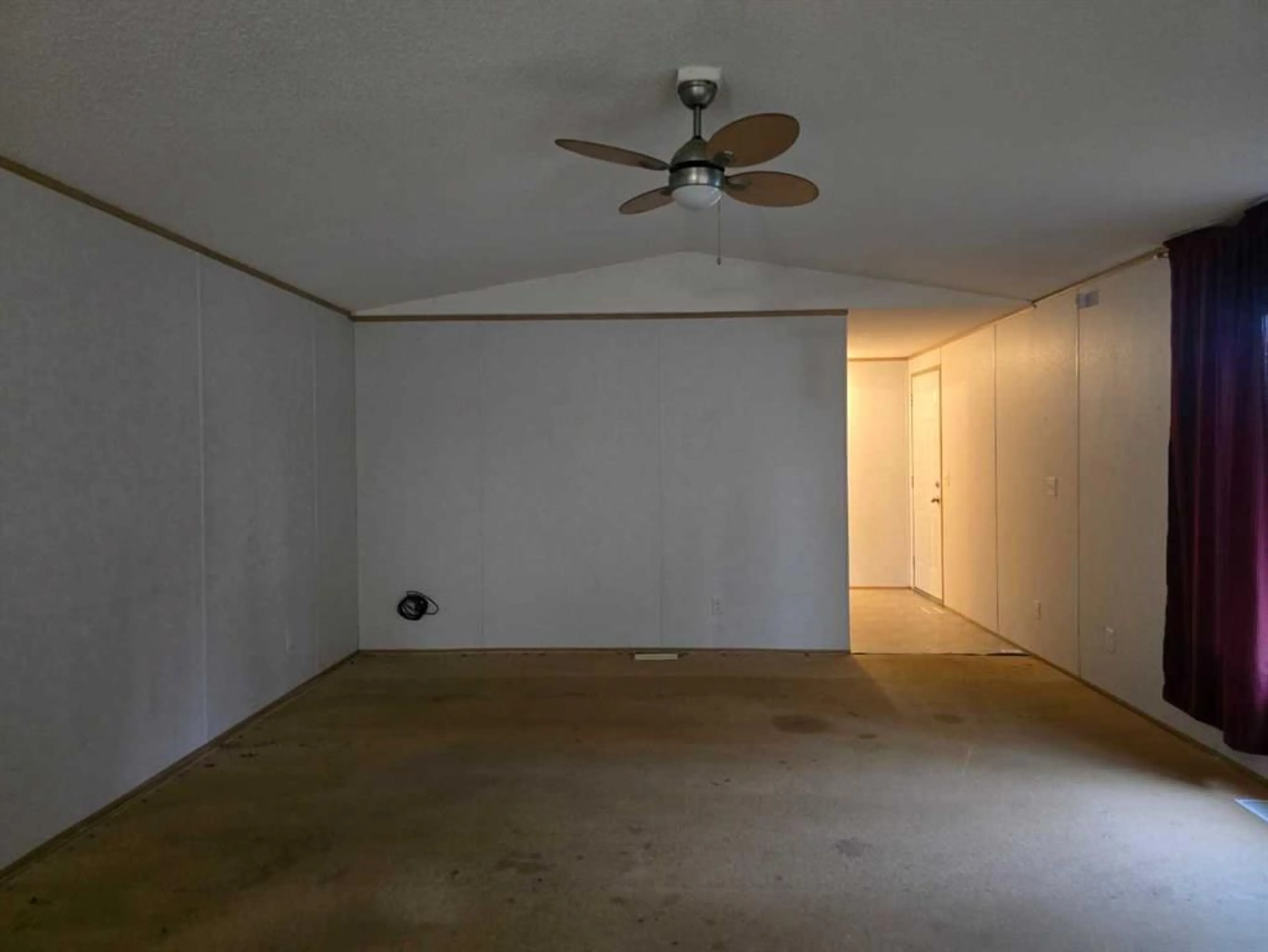 pillar/IMG-A2322180_4.jpg