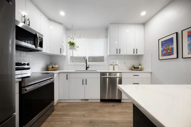 723 75 Ave, Calgary 4