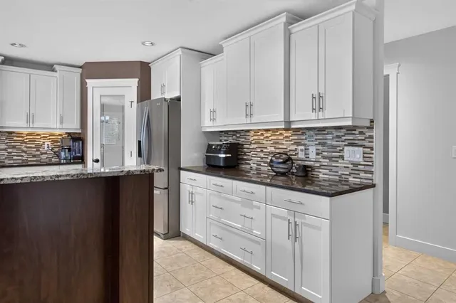 556 Sixmile Cres, Lethbridge 4
