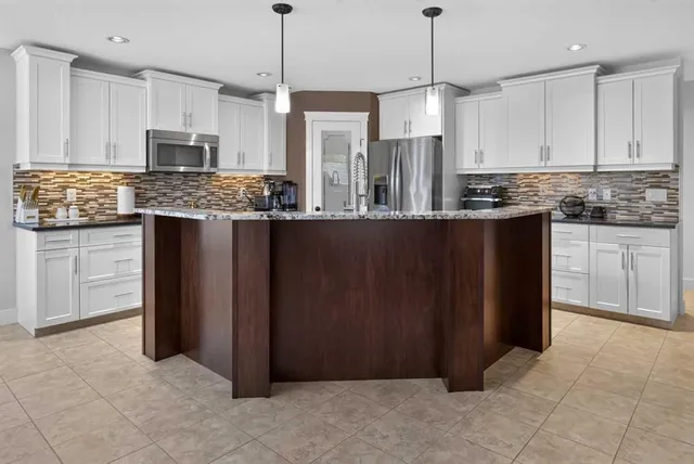 556 Sixmile Cres, Lethbridge 5