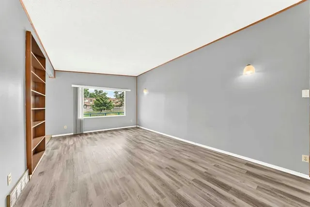 6329 Centre St, Calgary 2
